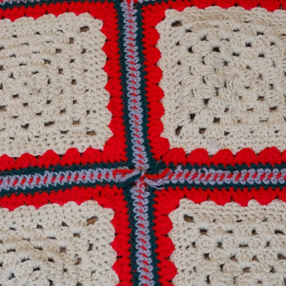 Granny SquareCrochet Throw red green and cream colors 10